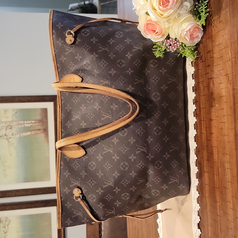 Authentic Louis Vuitton Neverfull GM bag